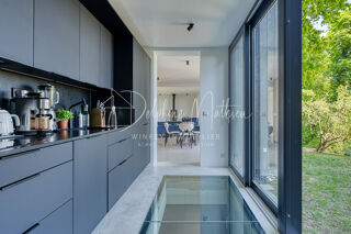  Maison � vendre 8 pi�ces 221 m�