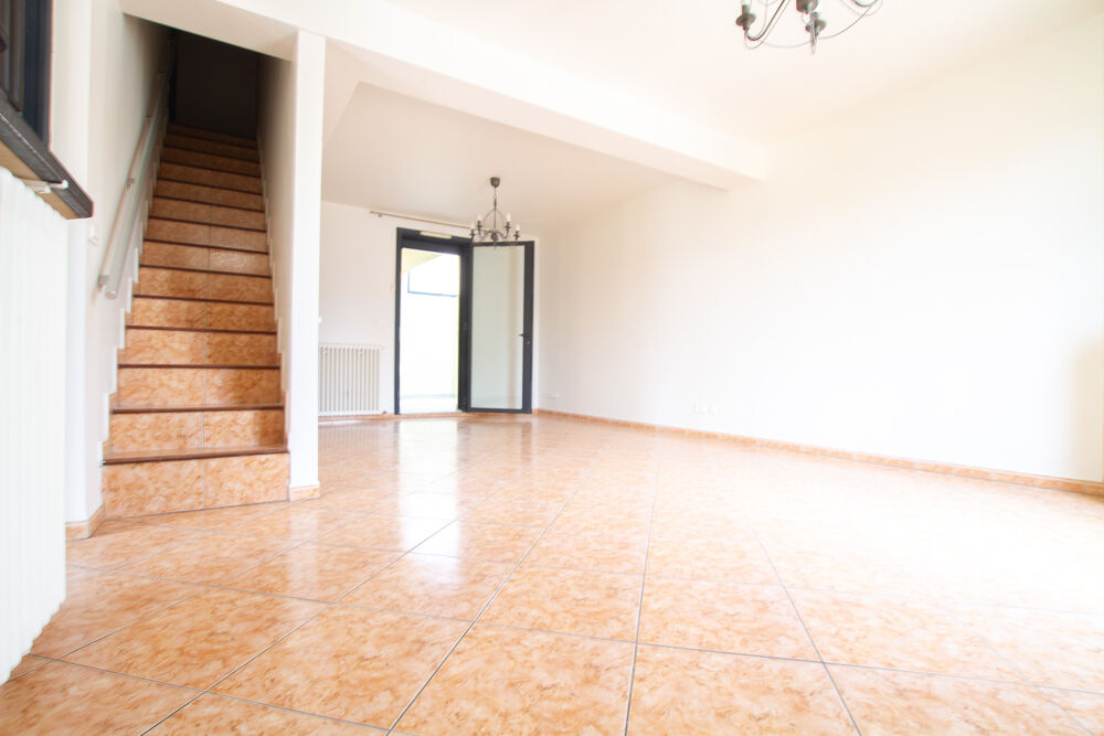 Vente Maison MAISON EN TRÈS BON ÉTAT EN CENTRE VILLE DE VILLENEUVE-LE-ROI Villeneuve le roi