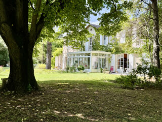  Propri�t�/ch�teau � vendre 8 pi�ces 237 m�