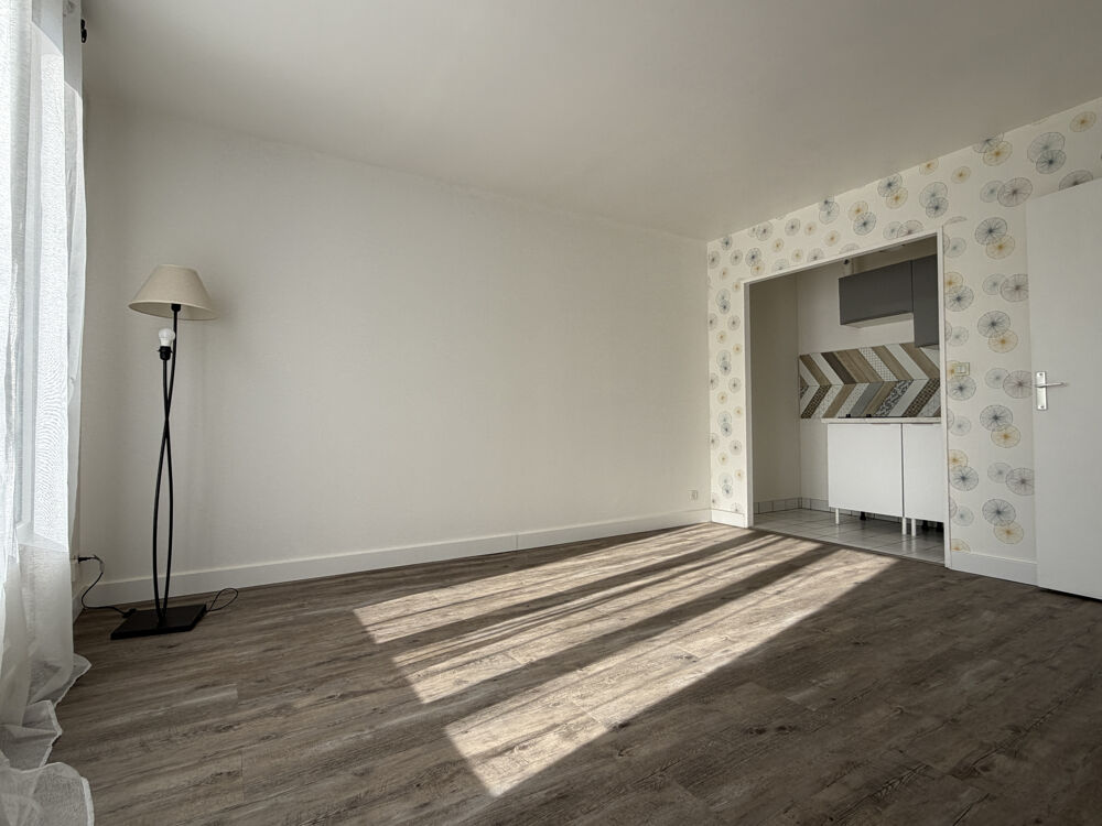 Vente Appartement F2  lumineux avec parking et cave à Mantes la Jolie Mantes la jolie
