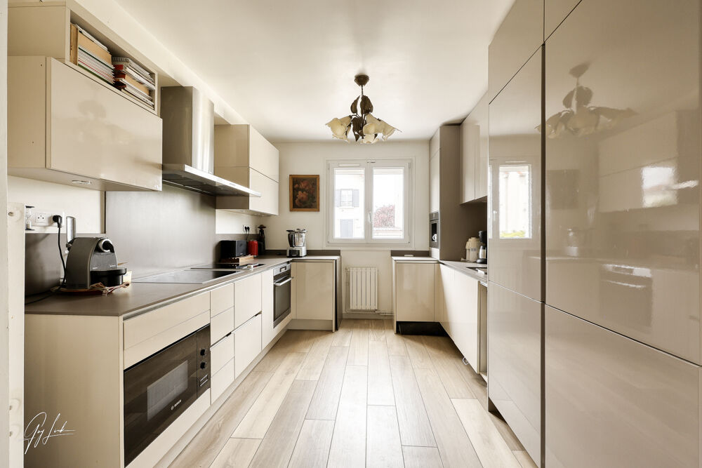 Vente Maison Nanterre - Mont-Valérien | Maison familiale 4 chambres - Grand jardin plain pied SE - Sous-sol complet Nanterre