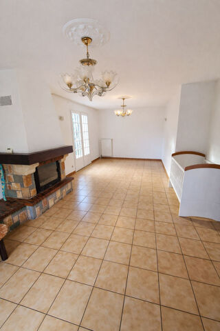  Maison � vendre 9 pi�ces 153 m�