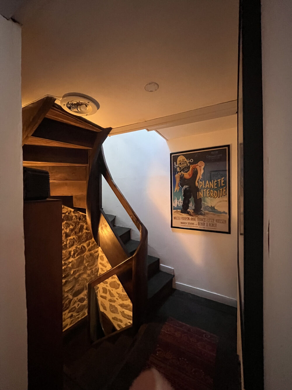 Maison de caractère de 87 m2 - 2 Chambres dont 1 au rez-de-chaussée.