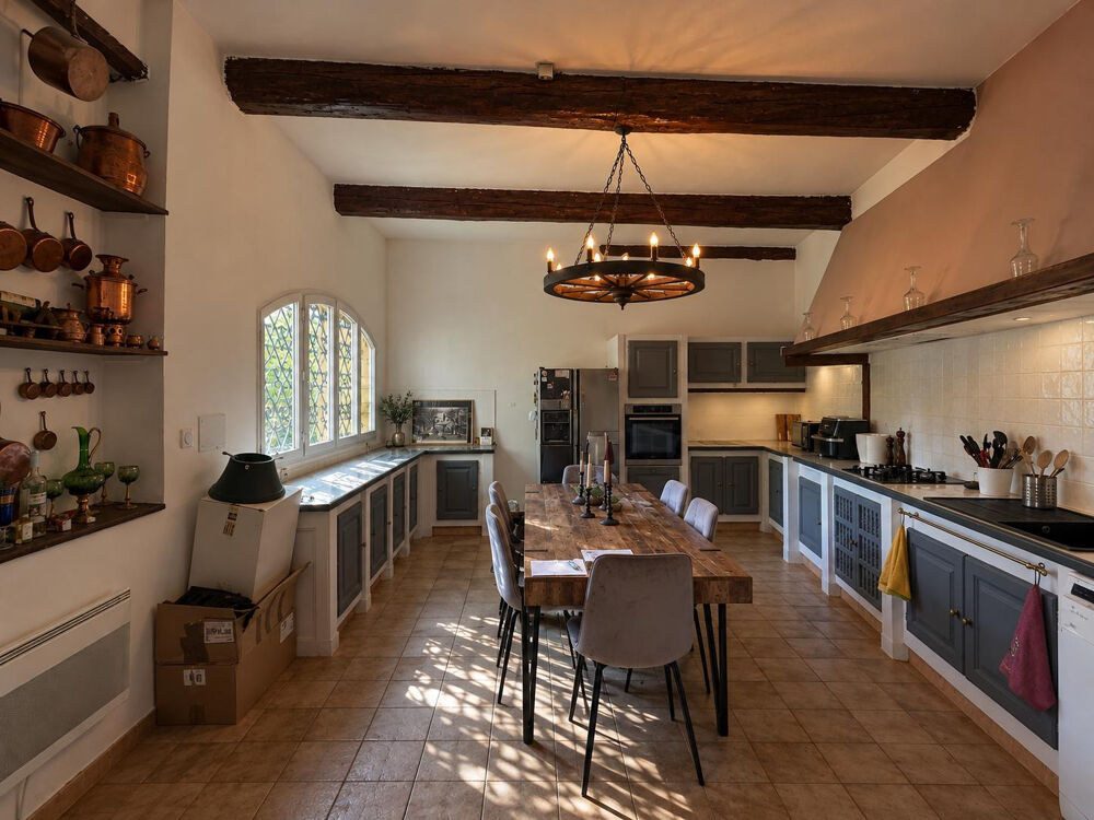 à vendre  Propriété/château Courthézon (84350)