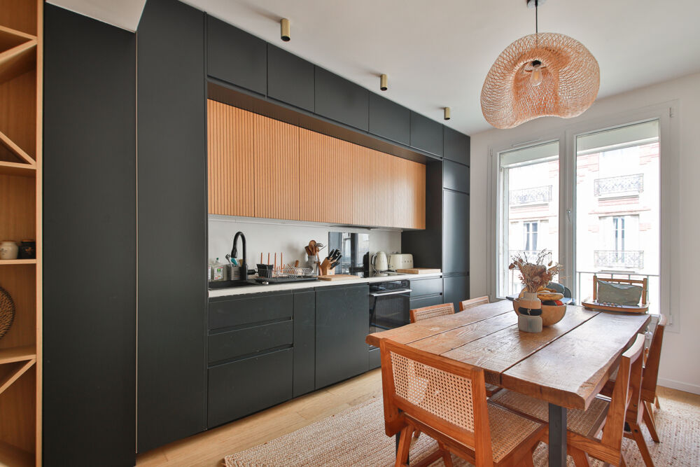 Vente Appartement Rue de Lille à Neuilly sur Seine : un 3 pièces refait à neuf, au calme d'une allée privée Neuilly sur seine