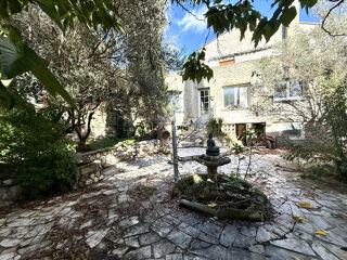  Maison � vendre 6 pi�ces 220 m�