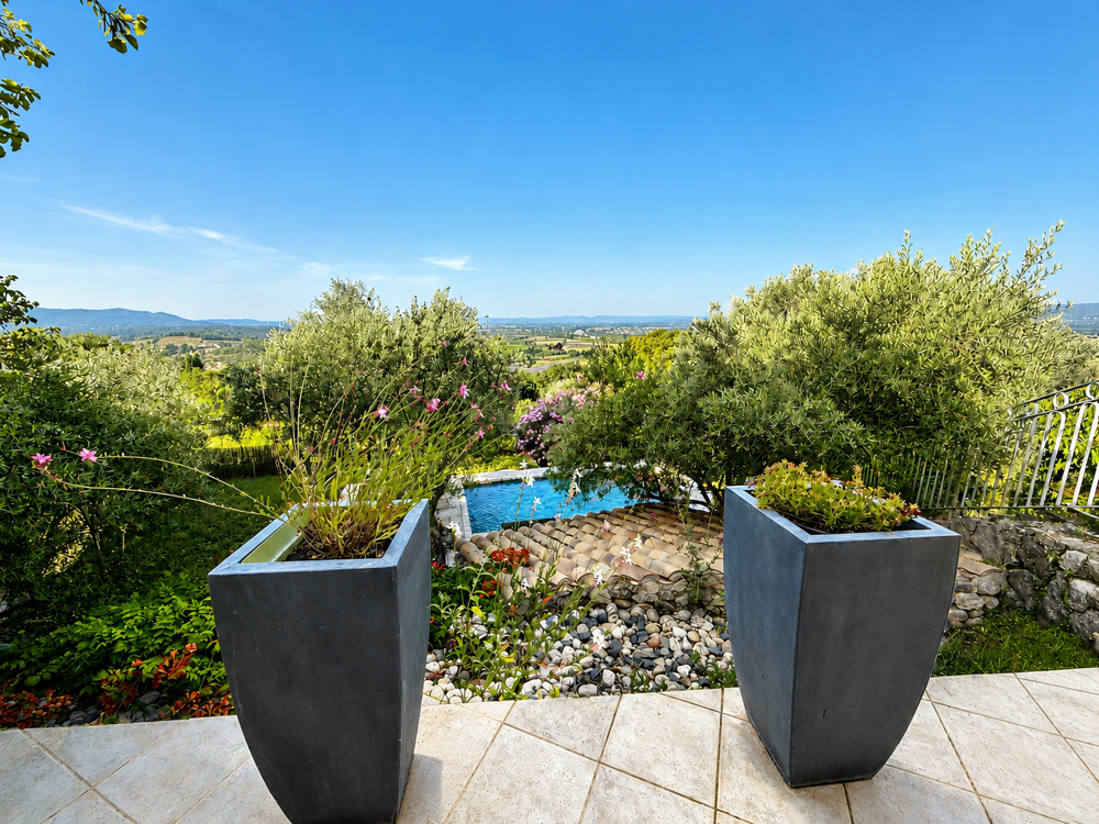 Vente Propriété/Château L'UNE DES PLUS BELLES VUES DE LA DRÔME PROVENÇALE La garde adhemar