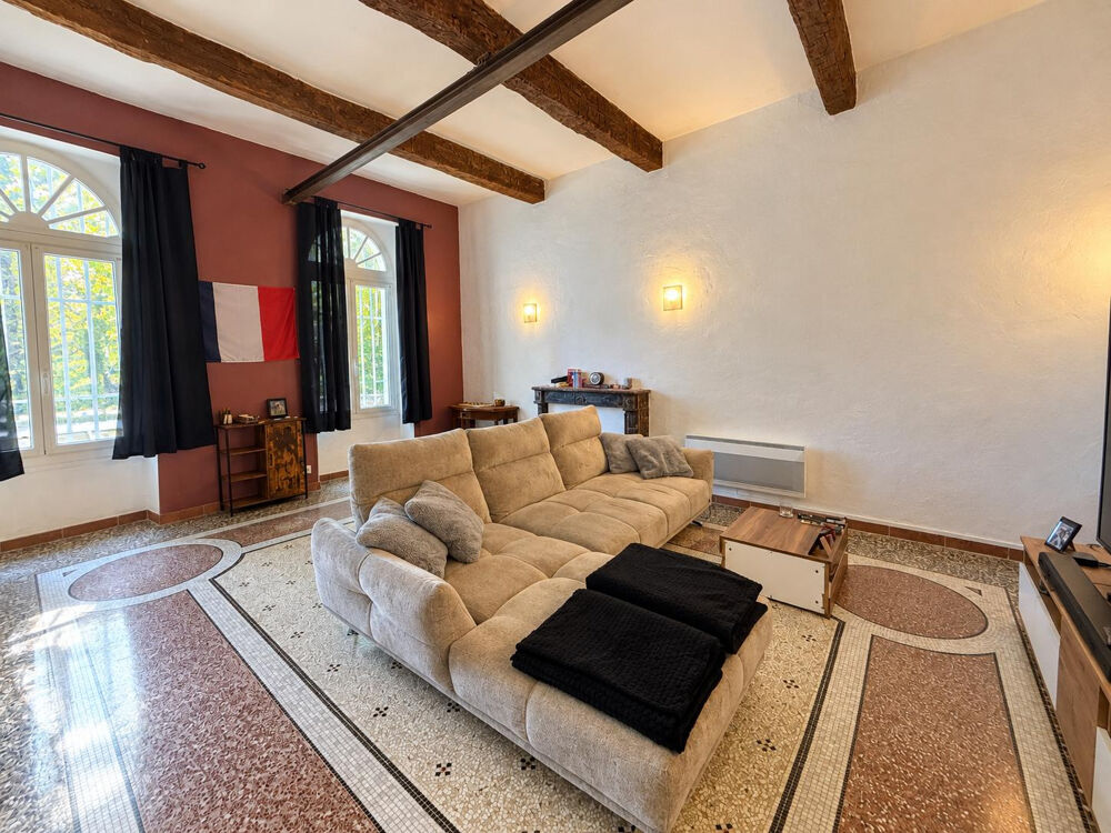 à vendre  Propriété/château Courthézon (84350)