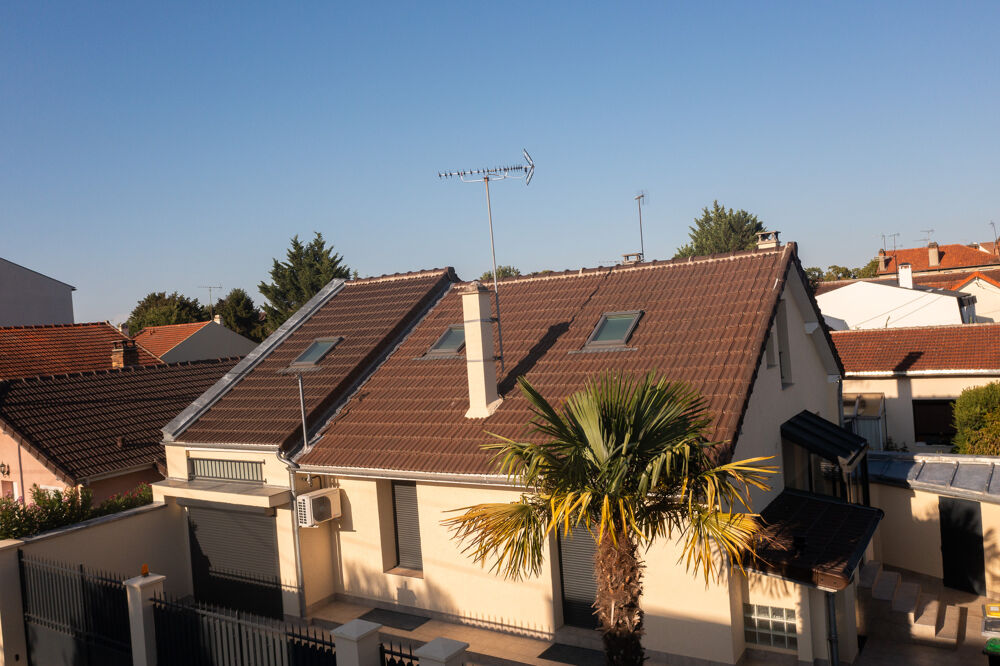 Maison 5 pièces 106 m² · à Villeneuve le Roi · 106 m² · 395 000 €