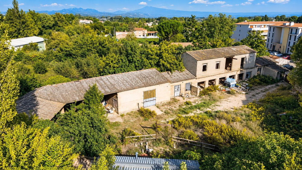 à vendre  Propriété/château Courthézon (84350)