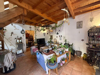  Immeuble à vendre 15 + pièces 251 m²