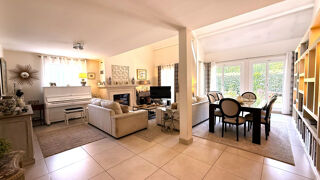  Maison à vendre 8 pièces 237 m²