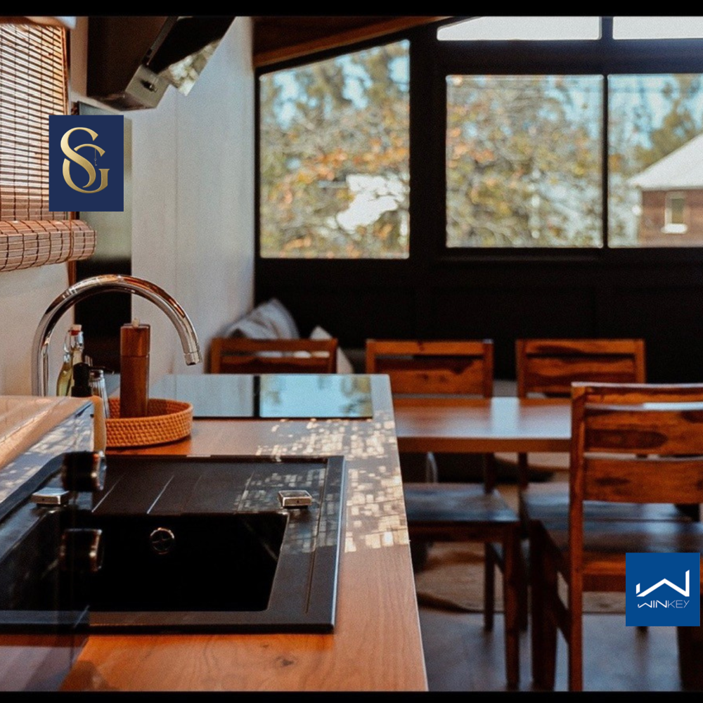 Maison 4 pièces 431 m² · à Les Trois Bassins · 431 m² · 1 880 000 €