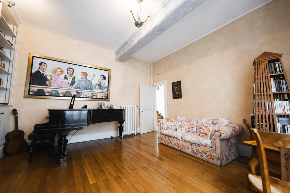 à vendre  Propriété/château Orléans (45000)