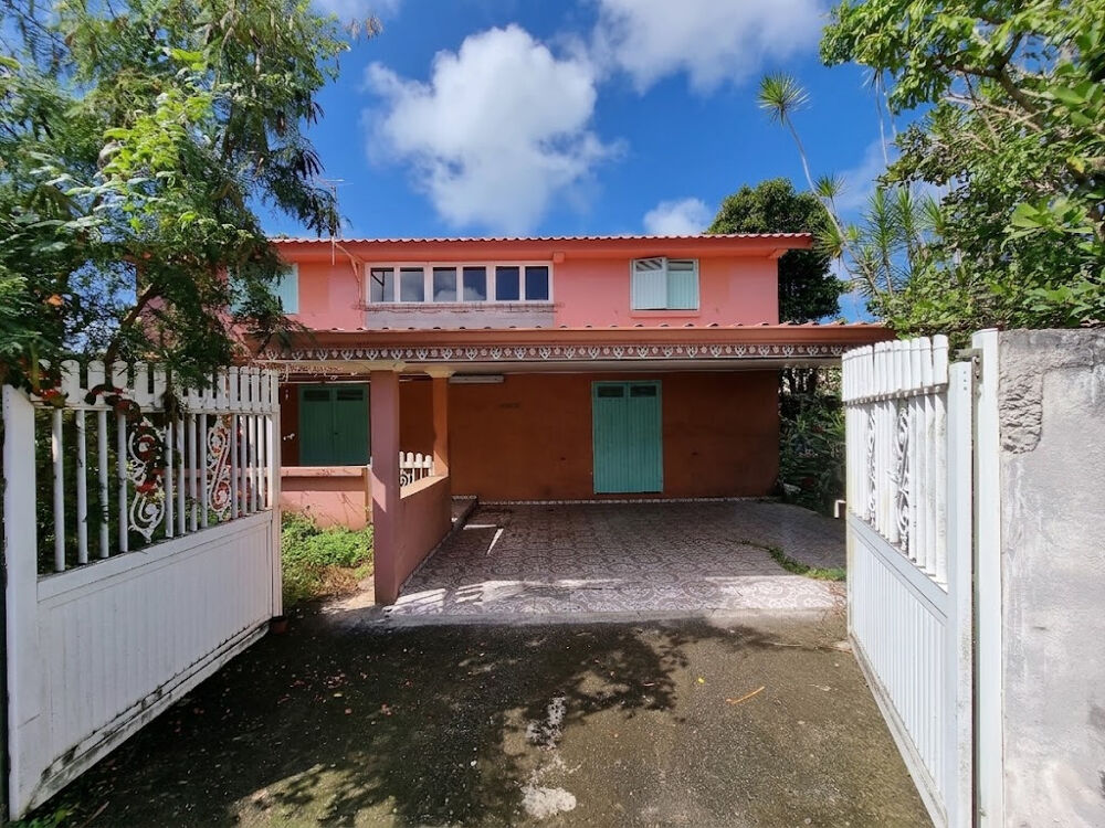 Maison Sainte Suzanne - La Marine - Parcelle 900m2