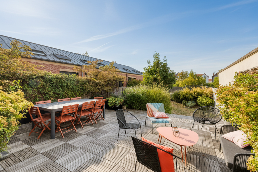 Vente Maison RUEIL-MALMAISON   MAISON FAMILIALE 173 M2 Carrez - 187 M2 au sol  4/5 CHAMBRES   JARDIN 140 M2   RÉNOVATION 20 Rueil malmaison