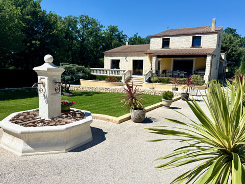   Nathalie SINARD vous pr�sente EN EXCLUSIVITE : ROCHEGUDE - MAISON ENTIEREMENT RENOVEE HAUT DE GAMME - 180 m2 - Maison - 7 pi�ce(s) - 181 m�
