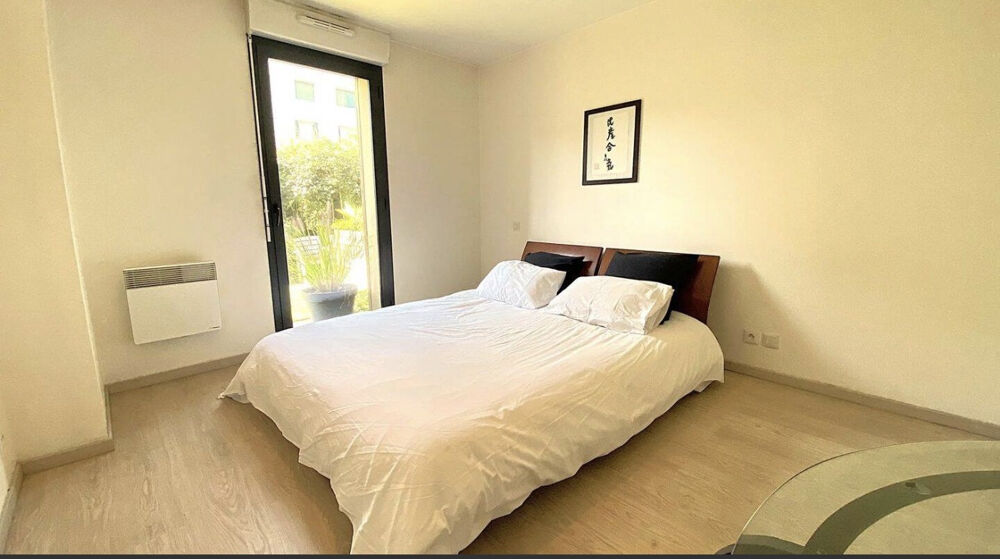 Vente Appartement Appartement F2 avec jardin, terrasse, parking et dépendance Plaisir