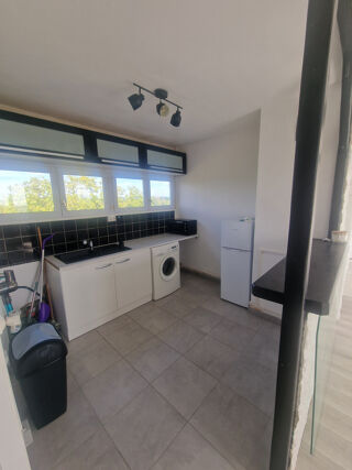  Appartement à louer 3 pièces 43 m²