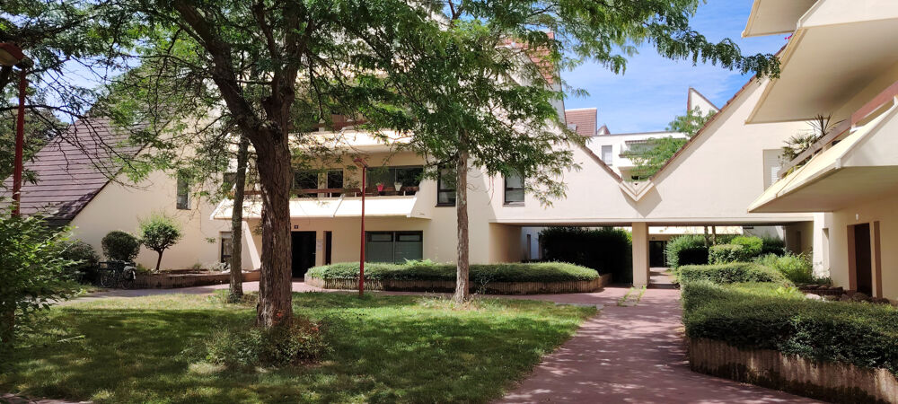 Vente Appartement RENNES  A VENDRE   Superbe appartement type 3 de 85 m2 avec terrasse et garage   Emplacement recherché Rennes