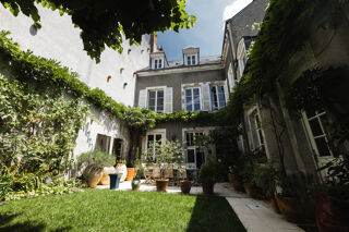  Propriété/château à vendre 9 pièces 335 m²