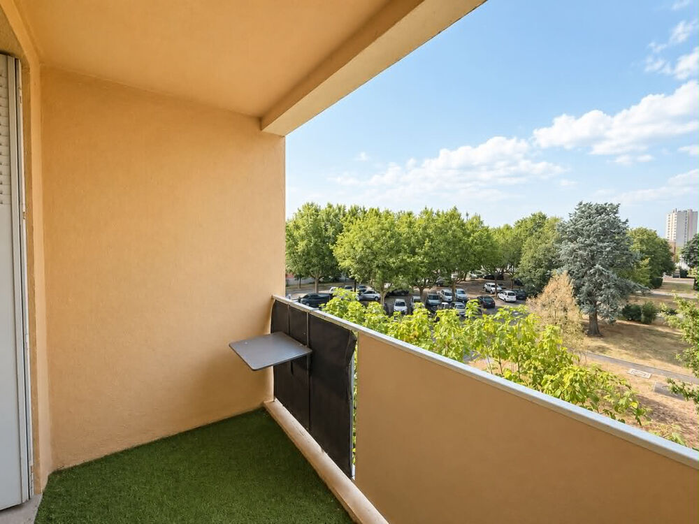 Vente Appartement Pierrelatte   Appartement 3 chambres avec balcon sans vis-à-vis Pierrelatte