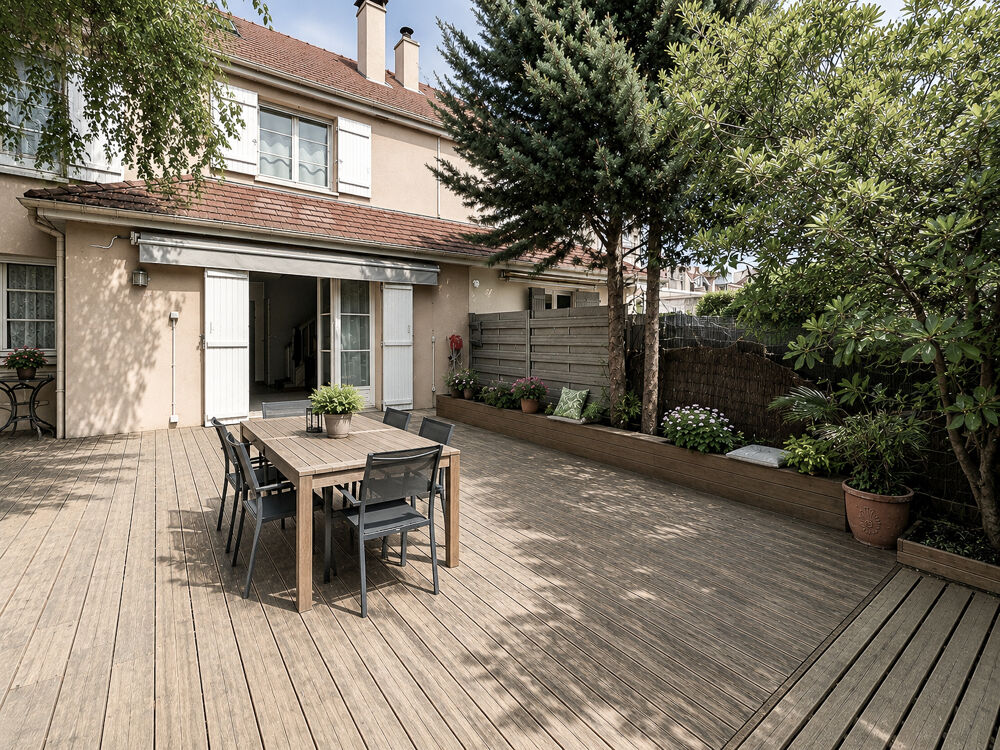 Maison 5 pièces 100 m² · à Nanterre · 100 m² · 728 000 €