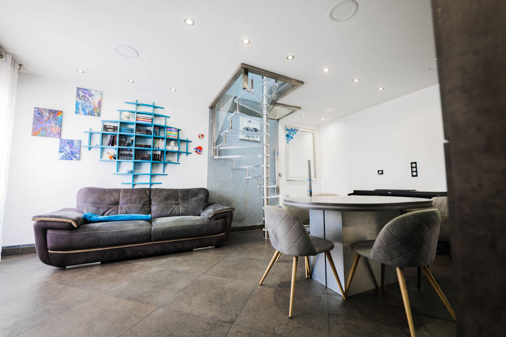 Vente Duplex/Triplex Duplex en dernier étage avec climatisation et fort potentiel Bondoufle