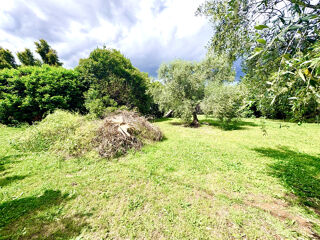  Terrain à vendre 741 m²