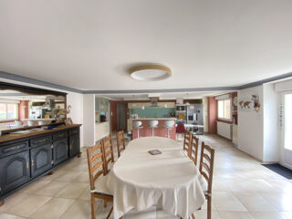  Maison � vendre 10 pi�ces 236 m�