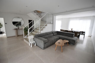  Maison à vendre 7 pièces 175 m²