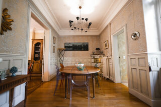  Propriété/château à vendre 9 pièces 335 m²