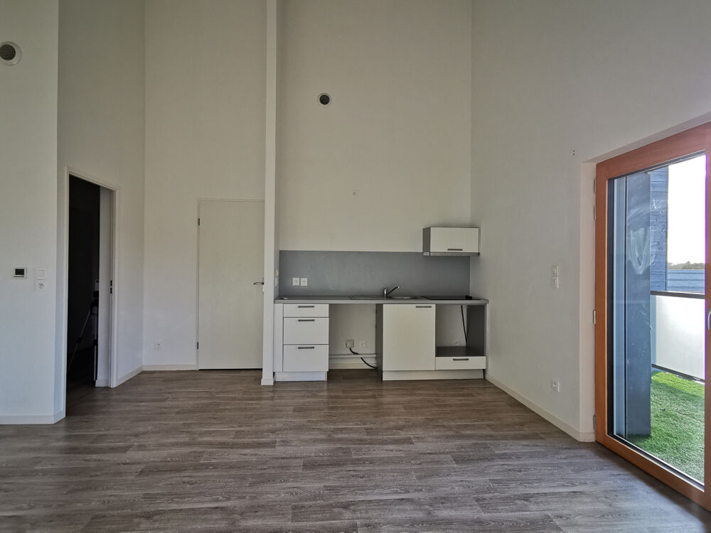 Vente Appartement Carquefou : appartement dernier étage avec ascenseur et balcon Carquefou