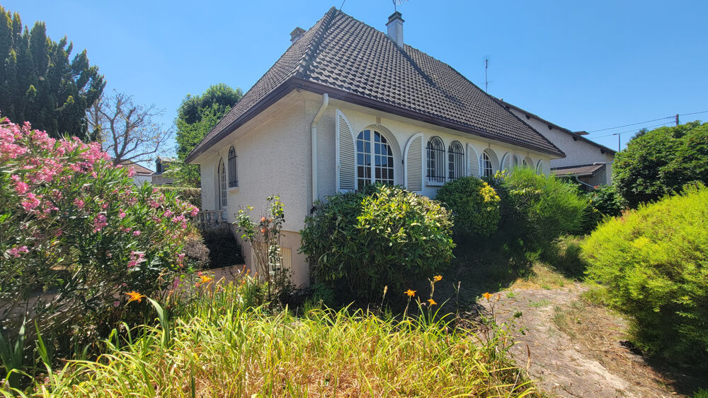 Maison 6 pièces 4 chambres avec sous-sol total Coubron