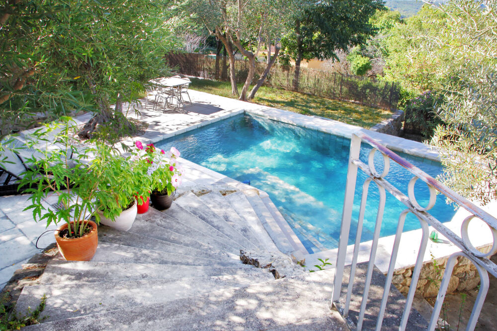 à vendre  Propriété/château La Garde-Adhémar (26700)