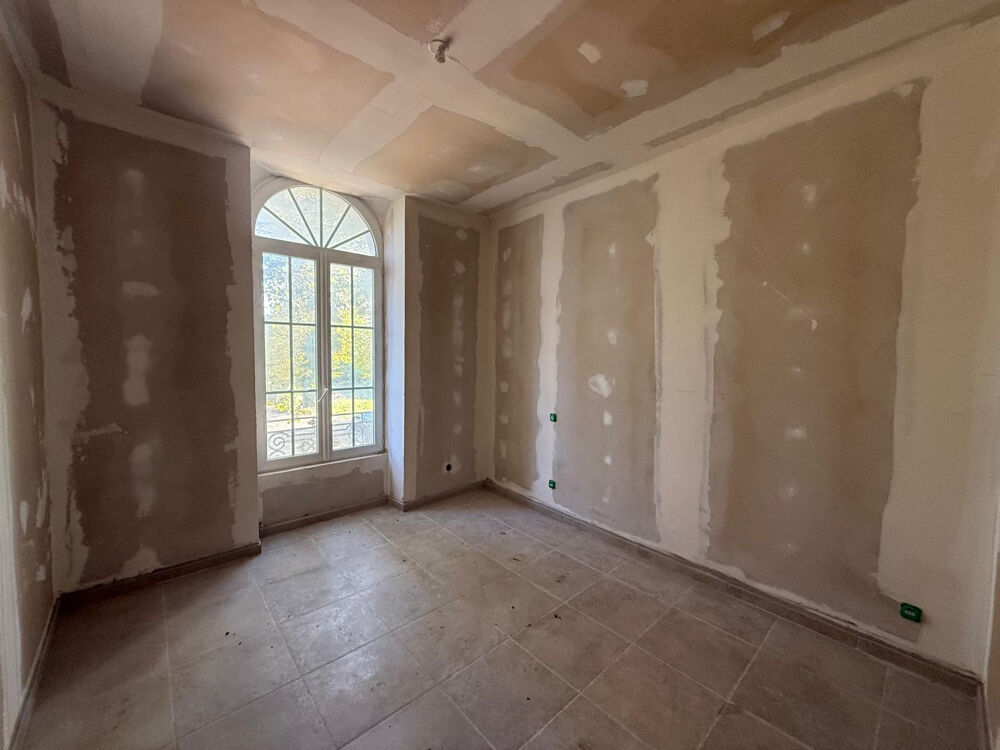 à vendre  Propriété/château Courthézon (84350)