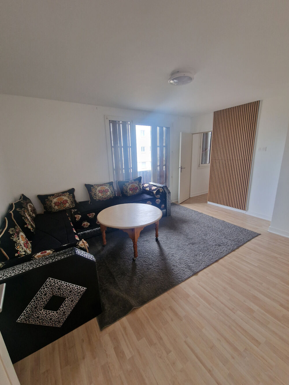 Appartement T3 meublé de 57 m2 avec balcon - 2 chambres, parking et cave