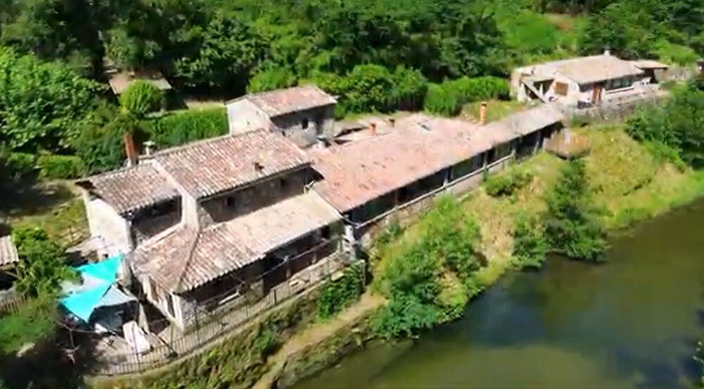 Un havre de paix au coeur de l'Ardèche Ancien moulin de caractère du XVIIe siècle - sur 5,4 hectares