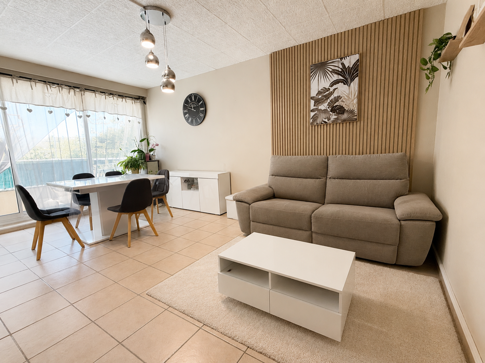 Nathalie SINARD vous présente à LAPALUD - APPARTEMENT SANS TRAVAUX 66 m2 - 3 CHAMBRES - BALCON - CAVE - RESIDE