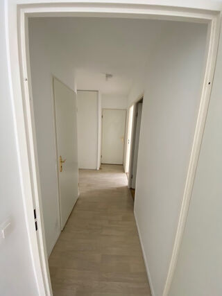  Appartement à louer 3 pièces 56 m²