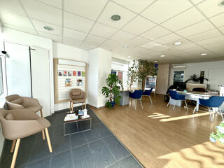  Immeuble � vendre 210 m�