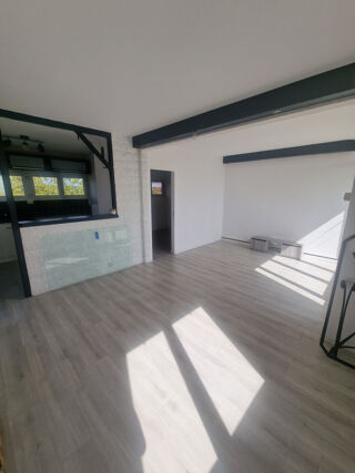  Appartement à louer 3 pièces 43 m²