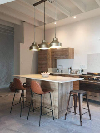  Propri�t�/ch�teau � vendre 7 pi�ces 300 m�