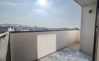  Appartement � vendre 4 pi�ces 82 m�