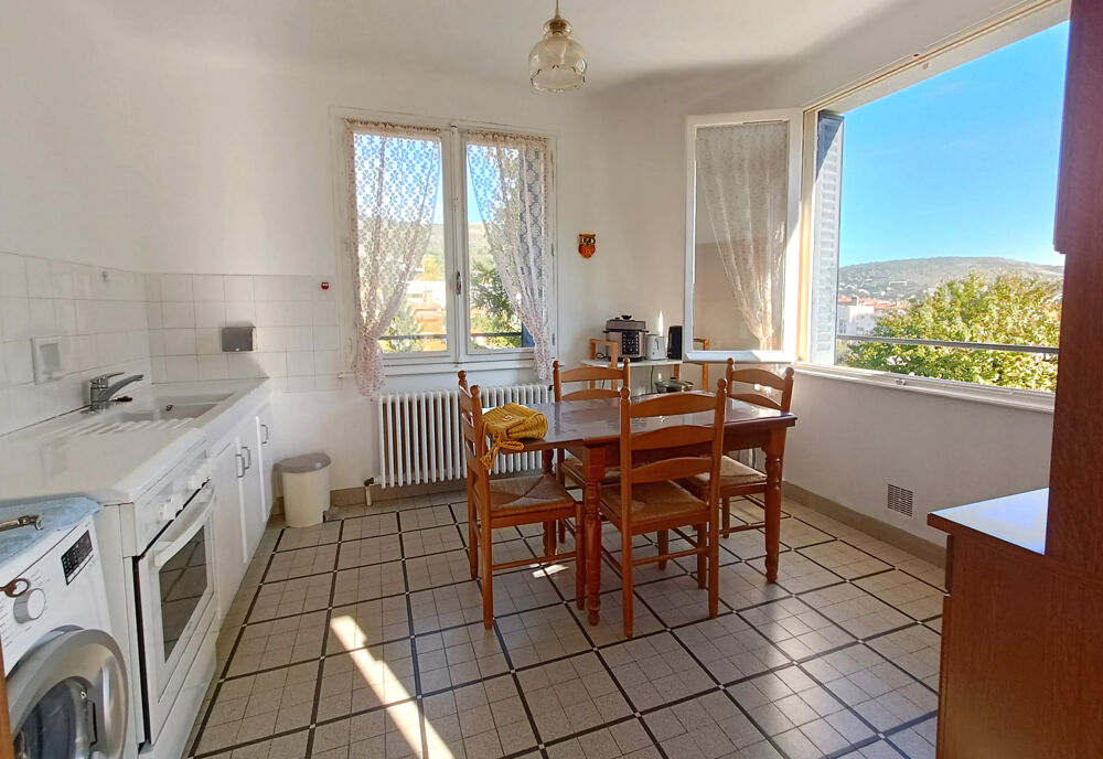 Vente Maison Maison familiale T7 6 chambres belles prestations, lumineuse et beaux volumes Clermont ferrand