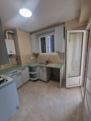  Appartement à louer 3 pièces 57 m²