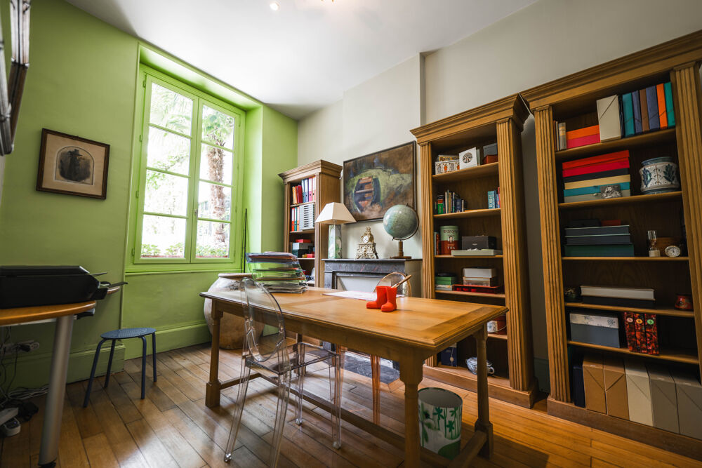 à vendre  Propriété/château Orléans (45000)
