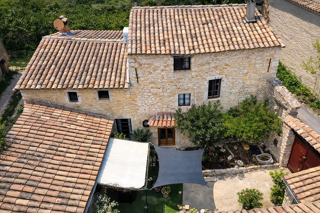  Propri�t�/ch�teau � vendre 10 pi�ces 250 m�