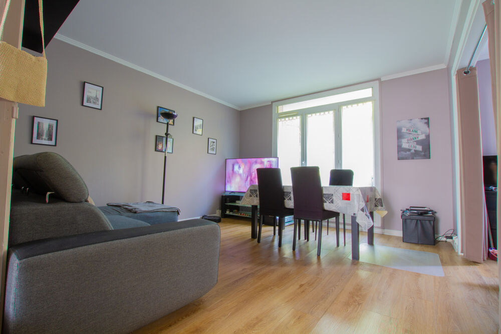BEL APPARTEMENT FAMILIALE ET LUMINEUX AU COEUR DE LA CHATEAU À ABLON-SUR-SEINE