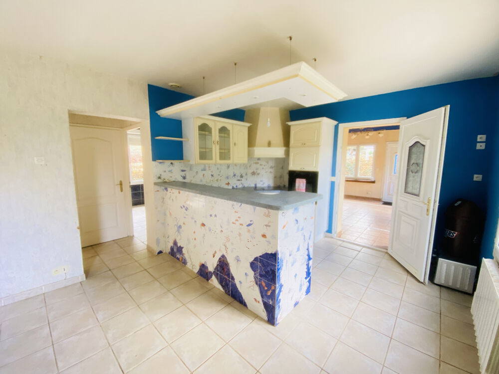 Vente Maison MAISON DE PLAIN-PIED 132 M2 - JARDIN CLOS - À PROXIMITÉ DU CENTRE DE LA GACILLY Sixt sur aff